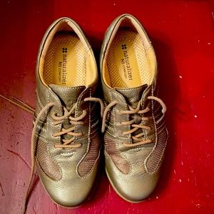 Ladies Size 6.5 N5 Naturalizer Comfort Walking Shoes